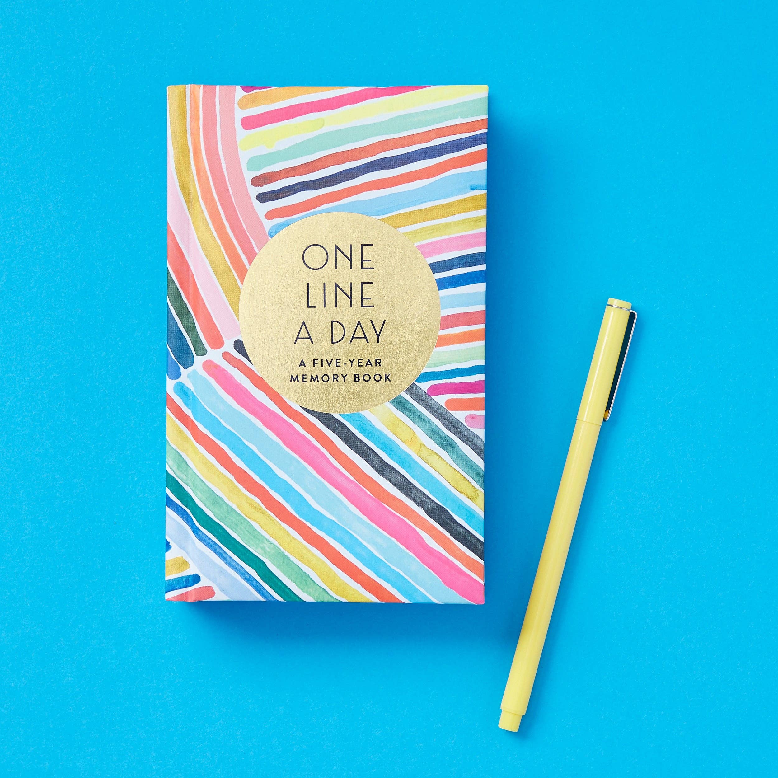 Rainbow One Line a Day - A Five-Year Memory Book (Diary or Journal)